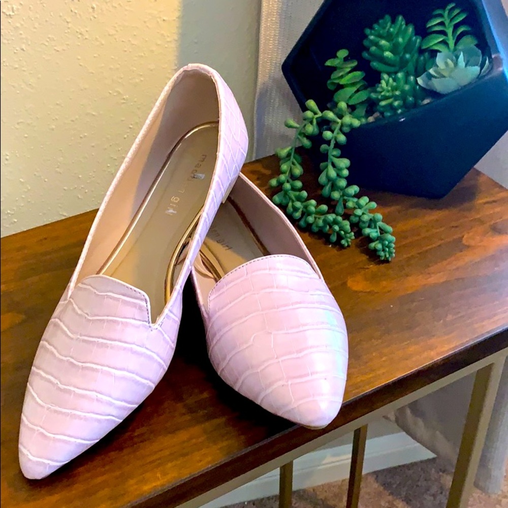NEW Madden girl pink pointed toe loafers